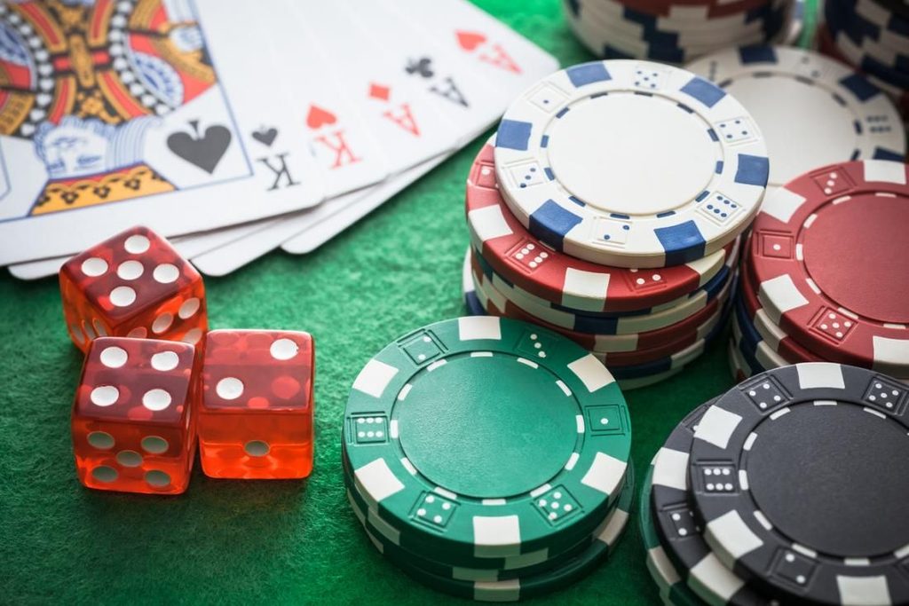 come-si-gioca-a-poker